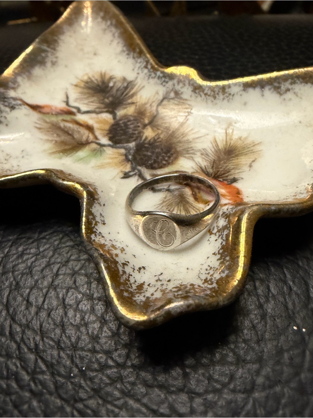 VTG hallmarked "C" sterling silver signet ring 3.75